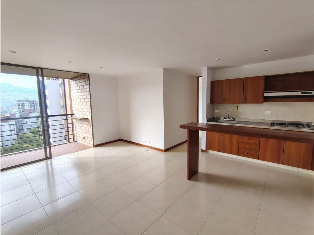 Apartaestudio en arriendo sector Loma del Encierro en Loma El Encierro