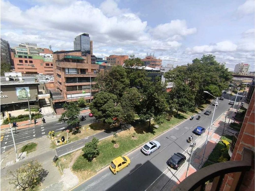 Apartamento de 2 alcobas en venta en Chicó Norte, Bogotá, 105 m² · foto 13 de 20