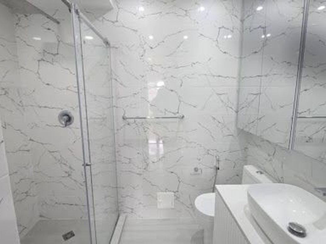 Apartamento de 3 alcobas en venta en Los Rosales, Bogotá, 237 m² · foto 13 de 20