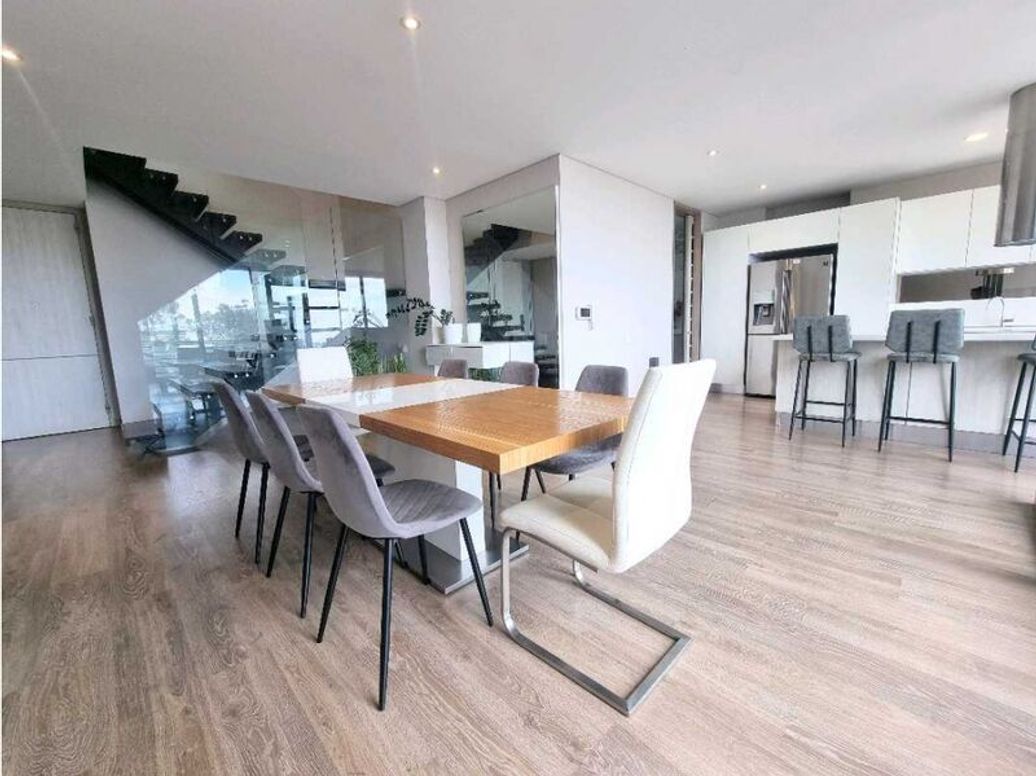Apartamento de 3 alcobas en venta en Bellavista, Bogotá, 245 m² · foto 8 de 20