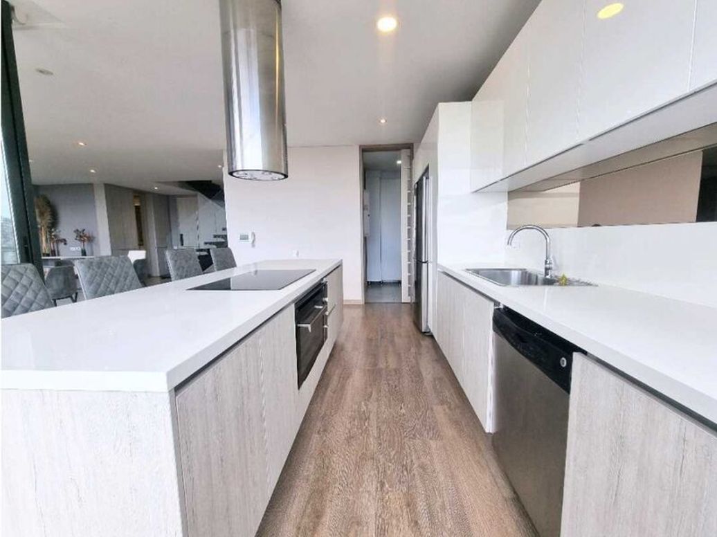 Apartamento de 3 alcobas en venta en Bellavista, Bogotá, 245 m² · foto 12 de 20