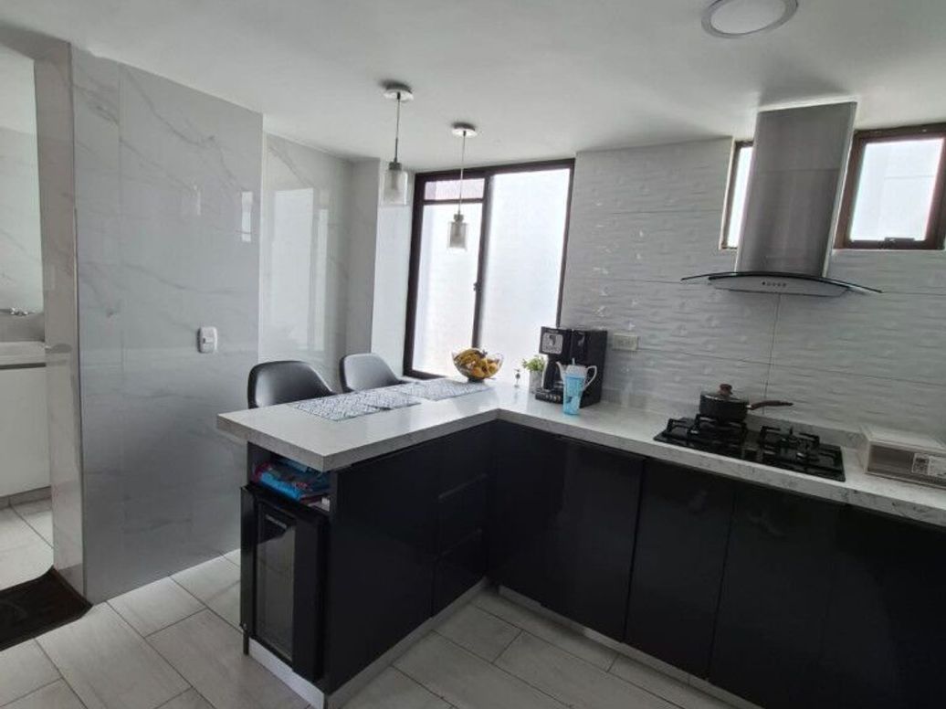 Apartamento de 3 alcobas en venta en Campin Occidental, Bogotá, 110 m² · foto 9 de 20