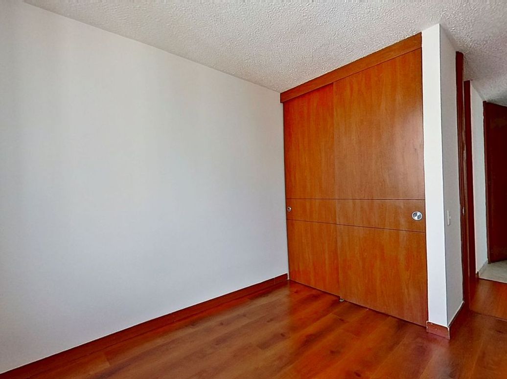 Apartamento de 2 alcobas en venta en Las Flores, Bogotá, 50 m² · foto 8 de 10