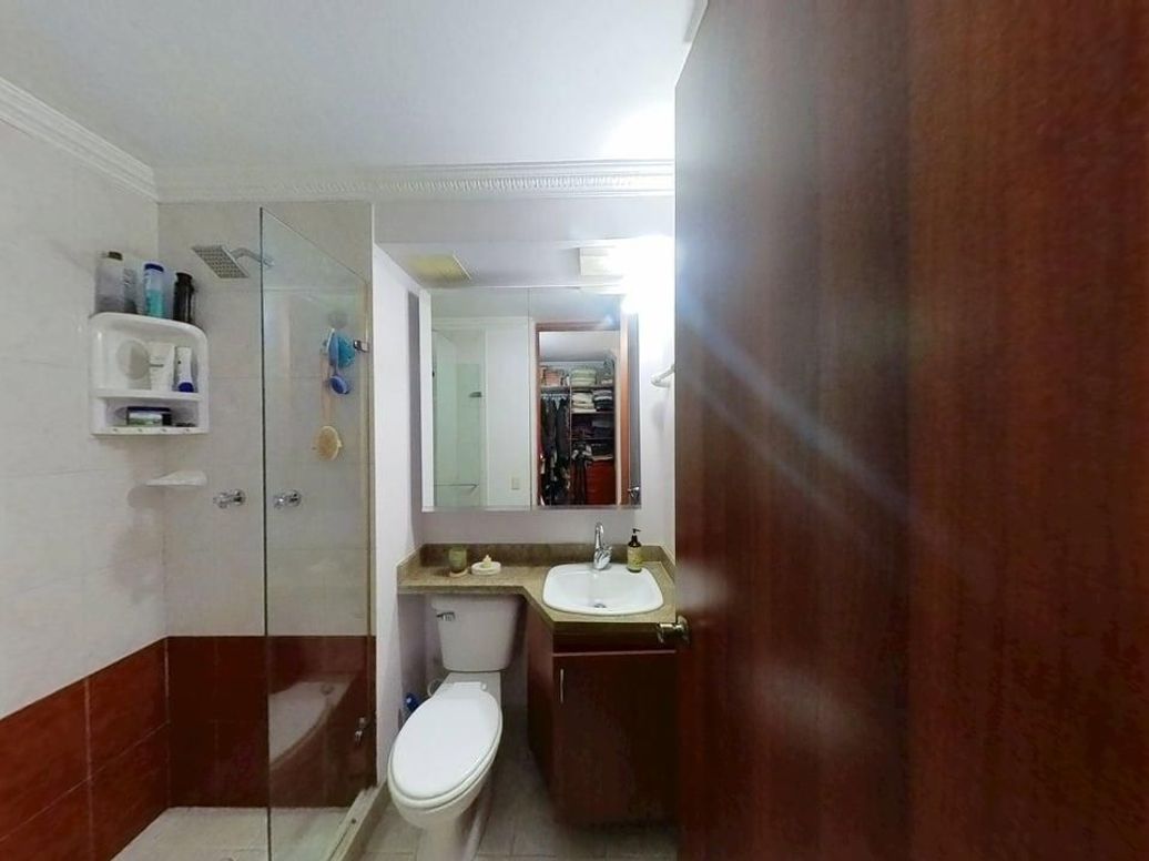 Apartamento de 3 alcobas en venta en Club De Los Lagartos, Bogotá, 94 m² · foto 4 de 10