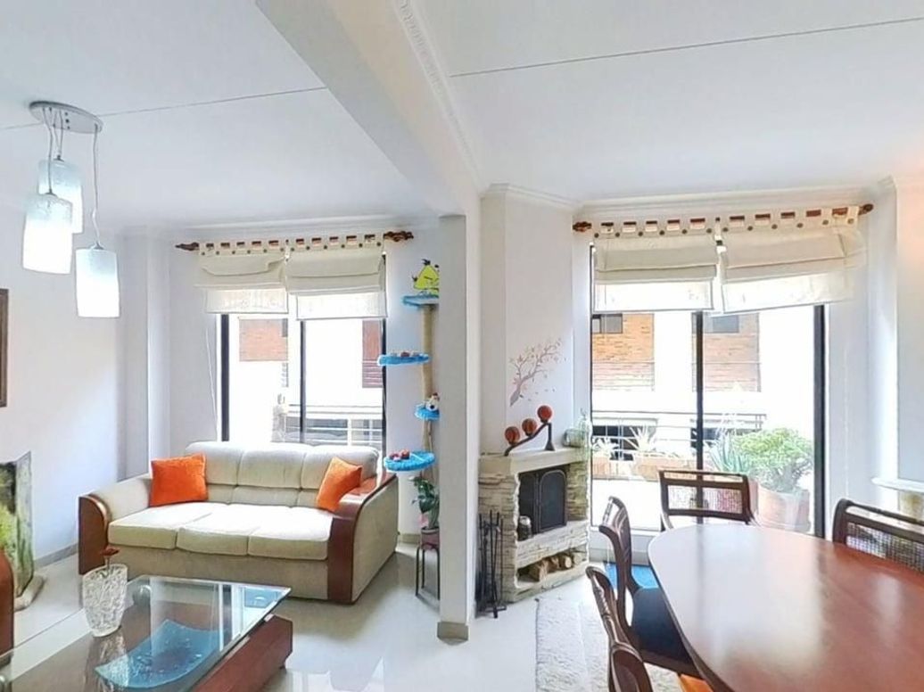 Apartamento de 3 alcobas en venta en Club De Los Lagartos, Bogotá, 94 m² · foto 6 de 10