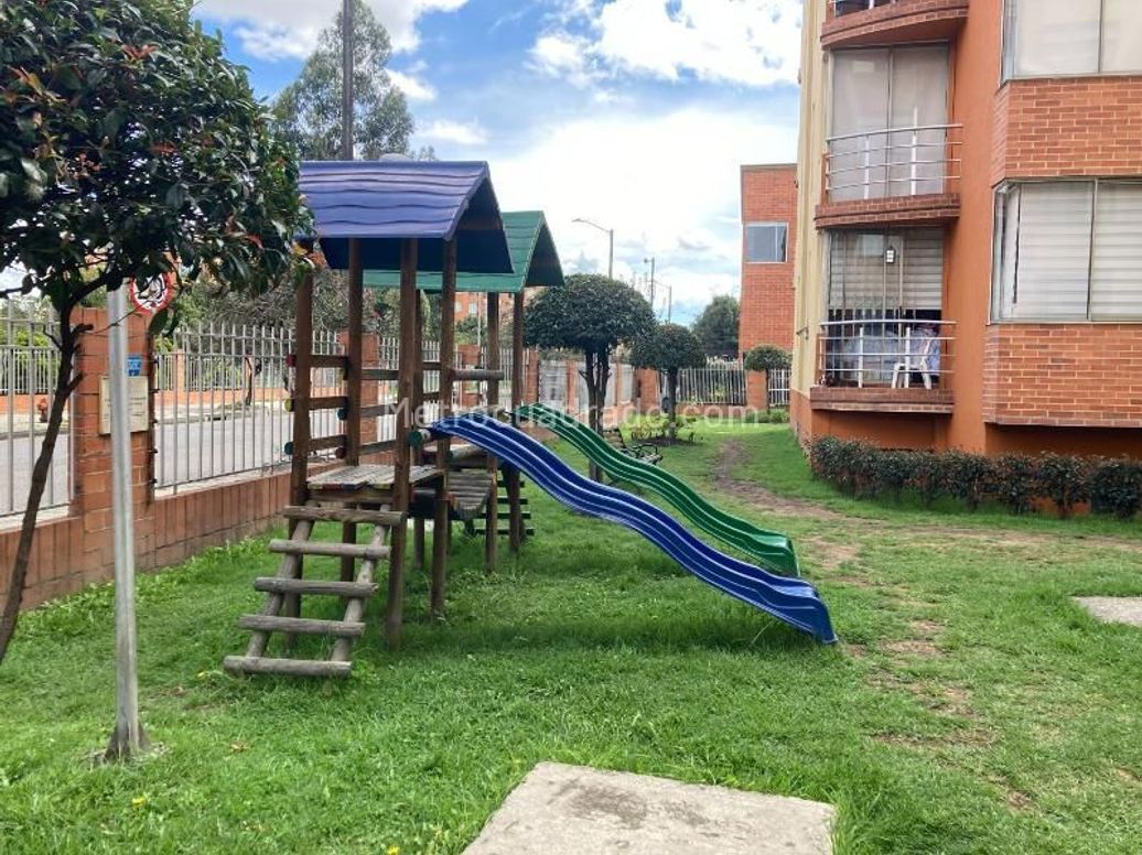 Apartamento de 3 alcobas en venta en Capellanía, Bogotá, 64 m² · foto 13 de 13