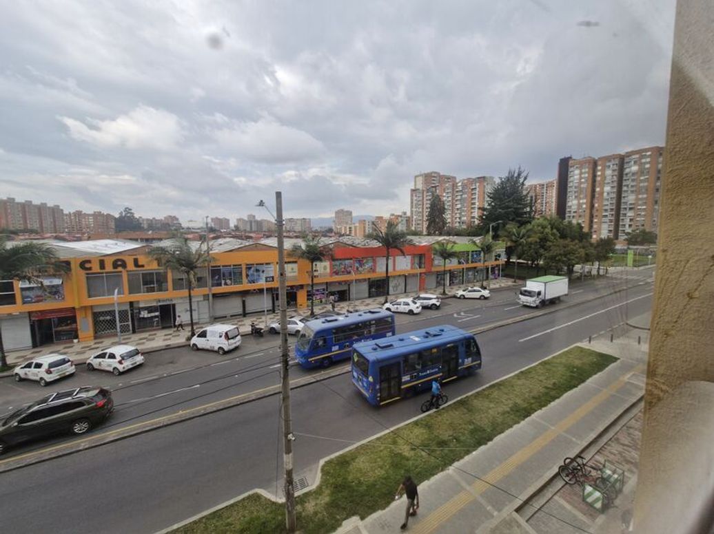 Apartamento de 2 alcobas en venta en Cr Hacienda De Iberia Et. I, Bogotá, 60 m² · foto 15 de 20