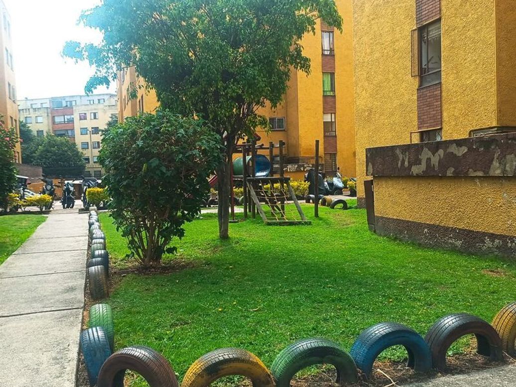 Apartamento de 2 alcobas en venta en Cr Hacienda De Iberia Et. I, Bogotá, 60 m² · foto 18 de 20
