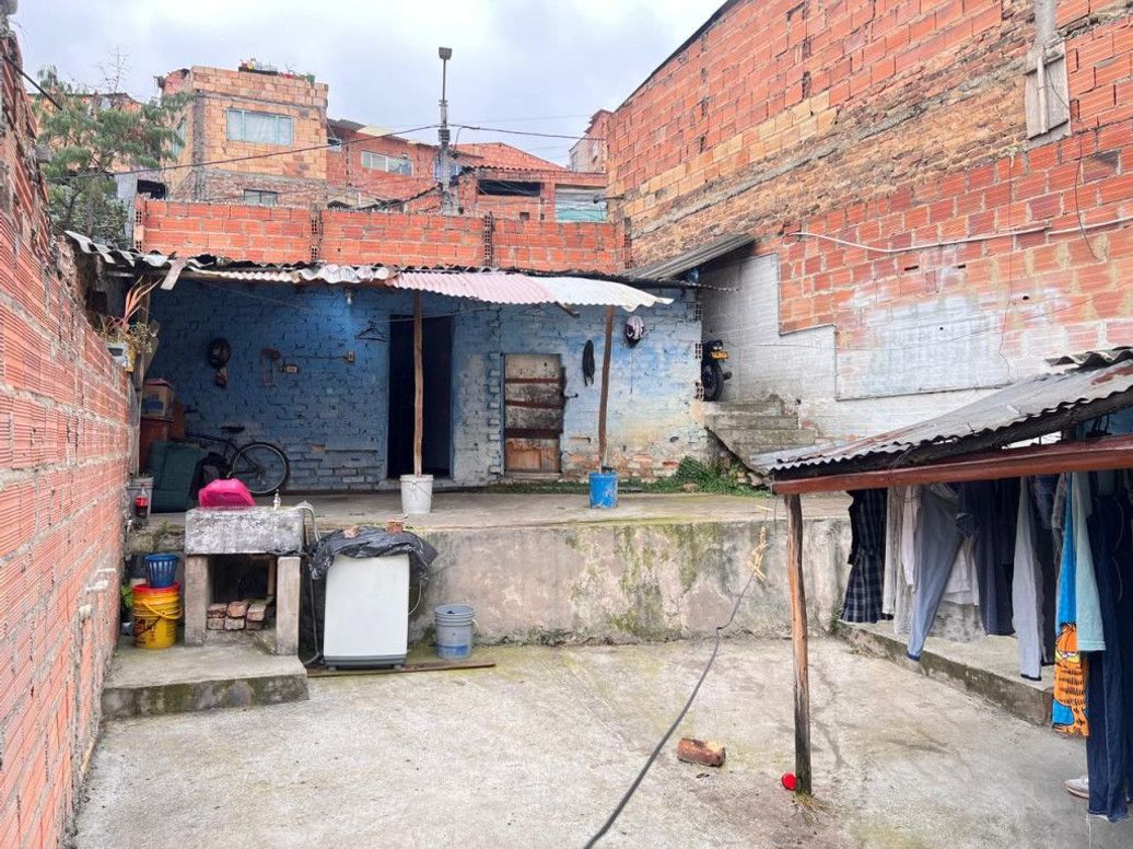 Casa de 2 alcobas en venta en El Triunfo Sur, Bogotá, 60 m² · foto 16 de 18