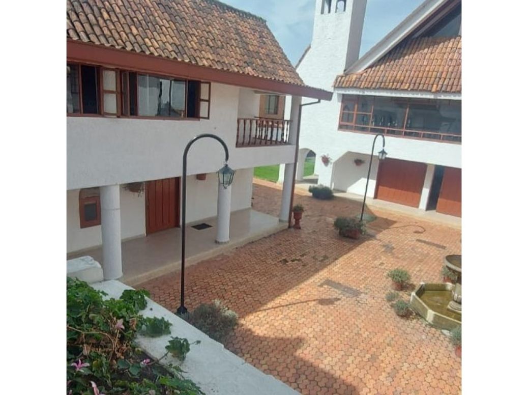 Casa de 4 alcobas en venta en San José De Bavaria, Bogotá, 195 m² · foto 13 de 20