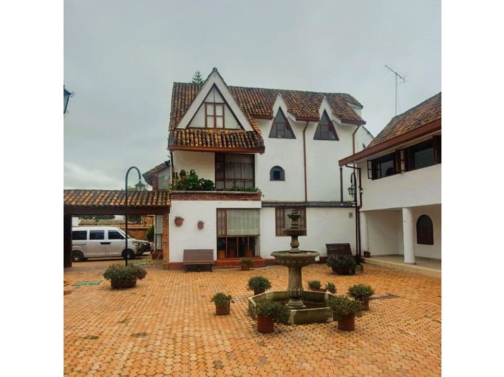 Casa de 4 alcobas en venta en San José De Bavaria, Bogotá, 195 m² · foto 5 de 20