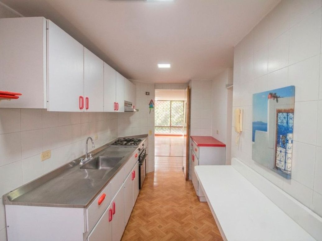 Apartamento de 3 alcobas en venta en Iberia - Edif Colina Campestre 16, Bogotá, 82 m² · foto 4 de 16