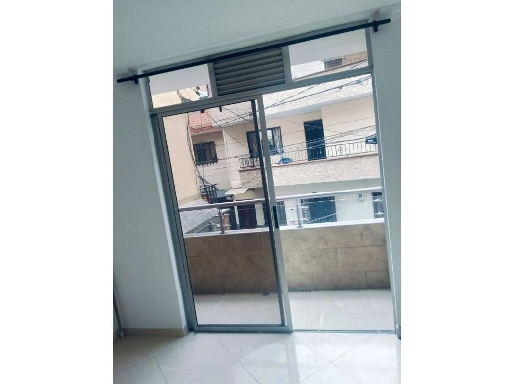 APARTAMENTO EN ARRIENDO SECTOR ASTURIAS en Asturias