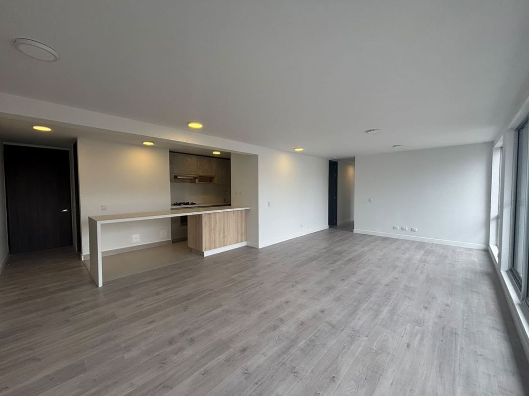 Apartamento de 3 alcobas en venta en Gran Granada, Bogotá, 103 m² · foto 4 de 20