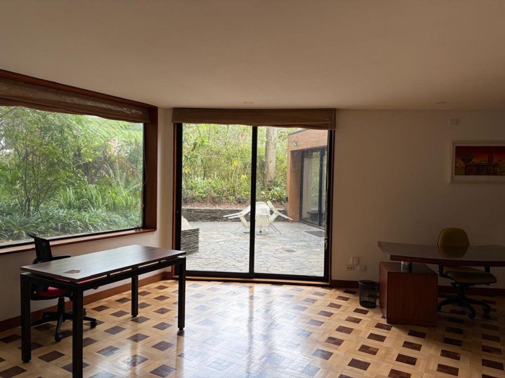 Casa de 4 alcobas en venta en Bosque Izquierdo, Bogotá, 400 m² · foto 18 de 20