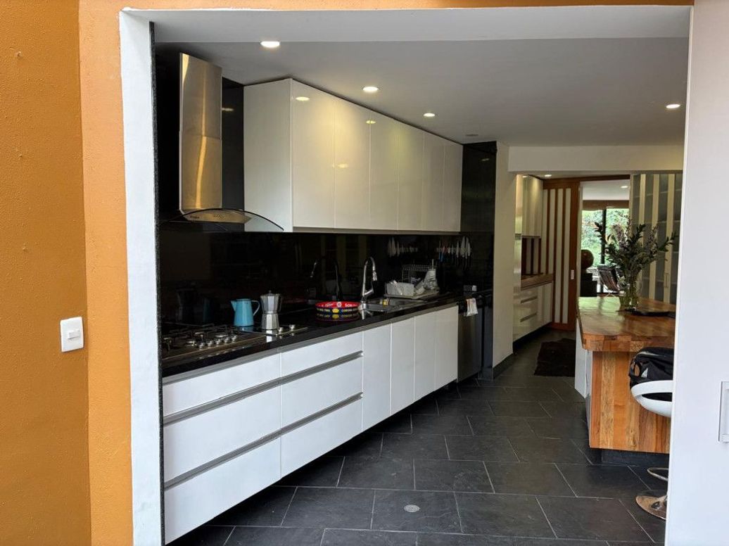 Casa de 4 alcobas en venta en Bosque Izquierdo, Bogotá, 400 m² · foto 13 de 20