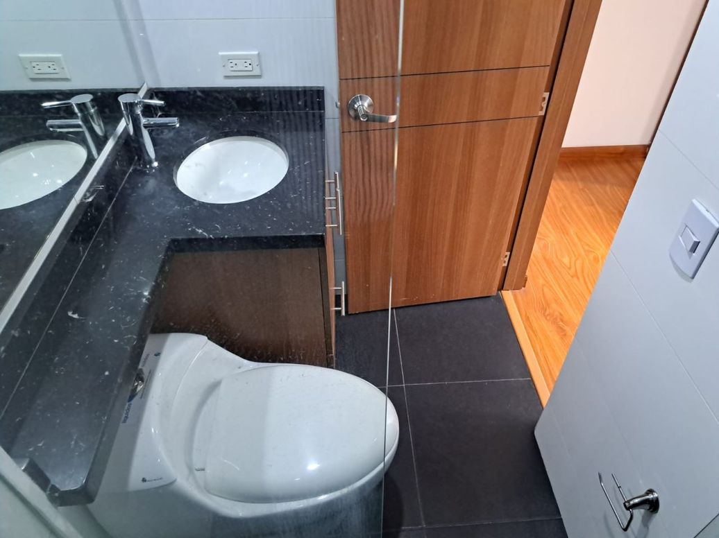 Apartamento de 2 alcobas en venta en Prado Veraniego, Bogotá, 55 m² · foto 17 de 20
