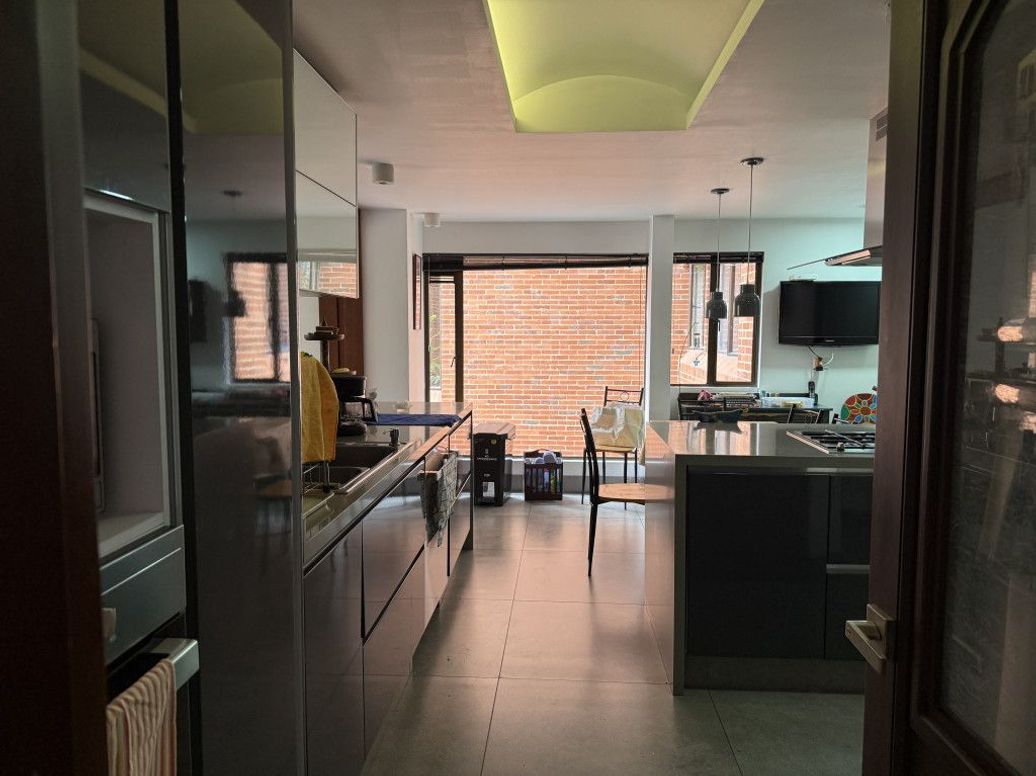 Apartamento de 3 alcobas en venta en La Acanada, Bogotá, 196 m² · foto 9 de 20