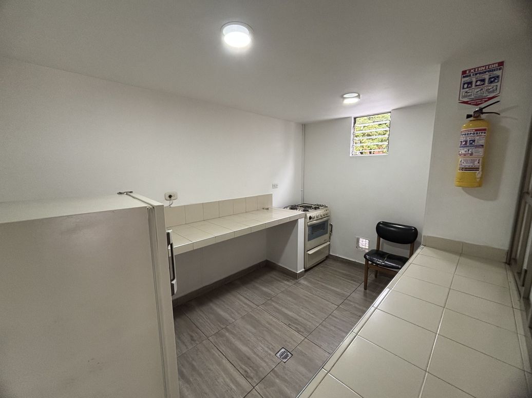 Apartamento de 3 alcobas en venta en Mirandela, Bogotá, 80 m² · foto 13 de 20