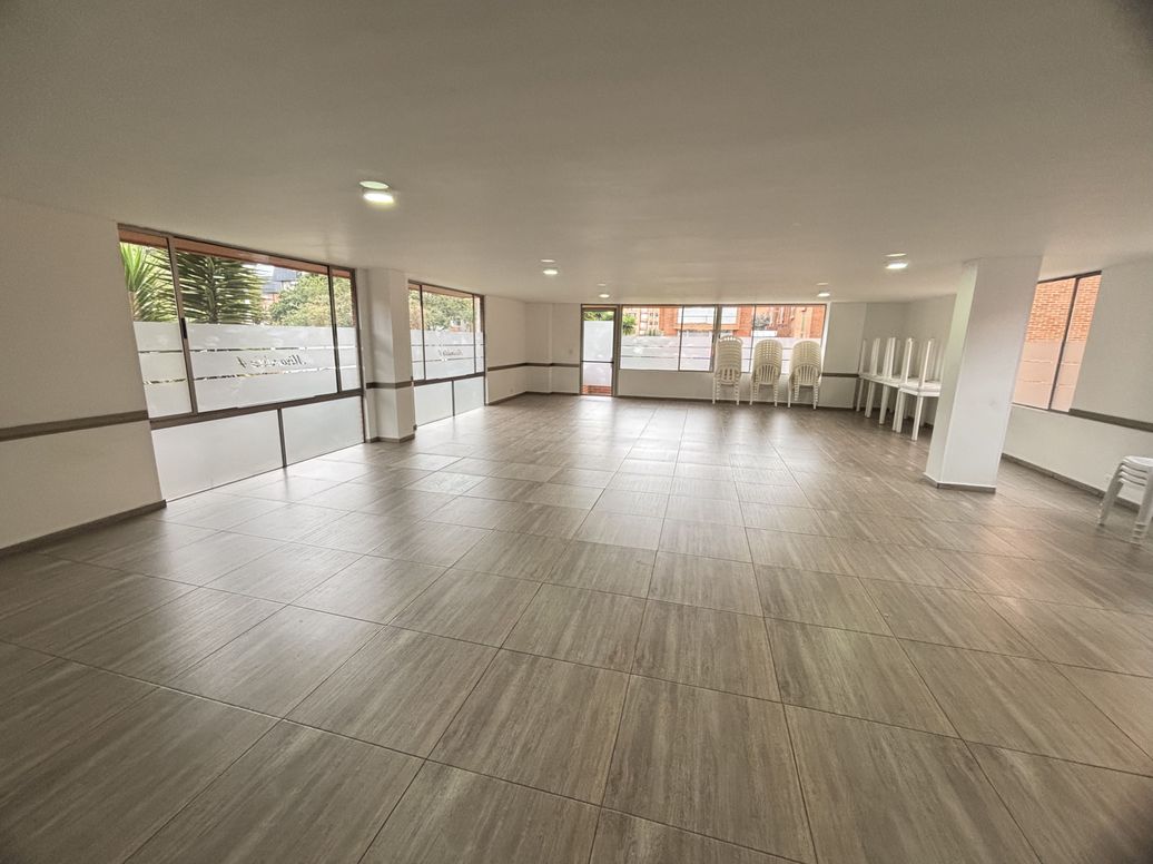 Apartamento de 3 alcobas en venta en Mirandela, Bogotá, 80 m² · foto 19 de 20