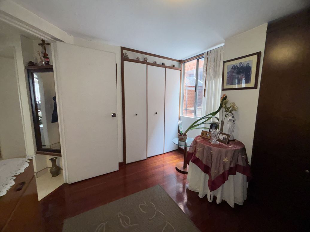 Apartamento de 3 alcobas en venta en Mirandela, Bogotá, 80 m² · foto 10 de 20