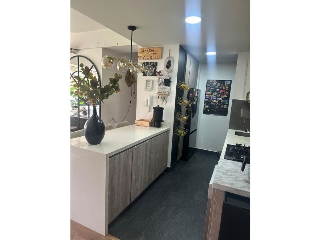 Apartamento de 3 alcobas en venta en Salitre, Bogotá, 101 m² · foto 12 de 20