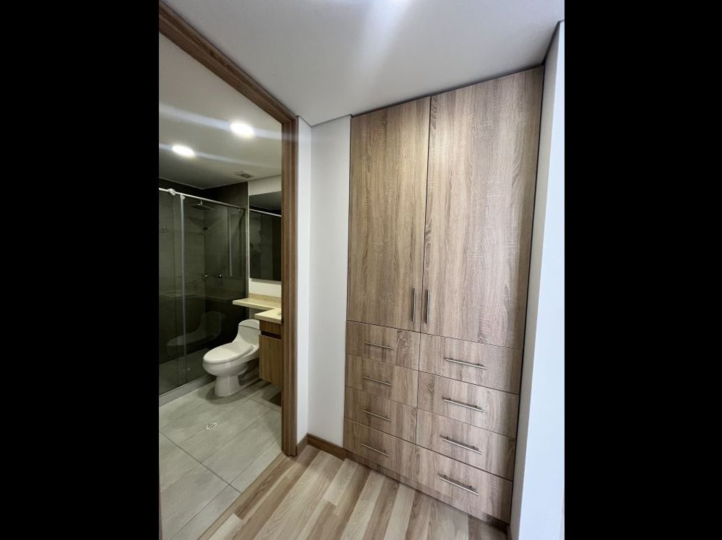 Apartamento en venta en Quinta Paredes, Bogotá · foto 5 de 20