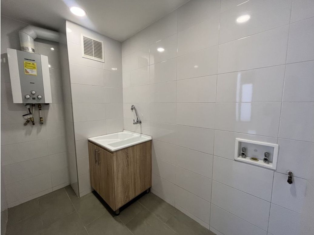 Apartamento en venta en Quinta Paredes, Bogotá · foto 15 de 20