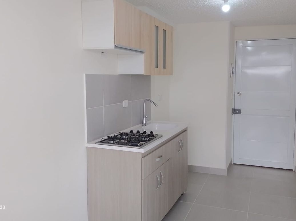 Apartamento de 2 alcobas en arriendo en Super Manzana 6, Bogotá, 38 m² · foto 6 de 10