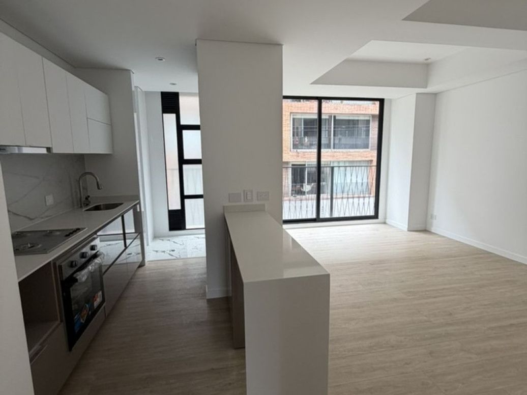 Apartamento de 2 alcobas en venta en San Patricio, Bogotá, 79 m² · foto 4 de 16