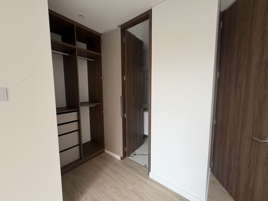 Apartamento de 2 alcobas en venta en San Patricio, Bogotá, 79 m² · foto 10 de 16