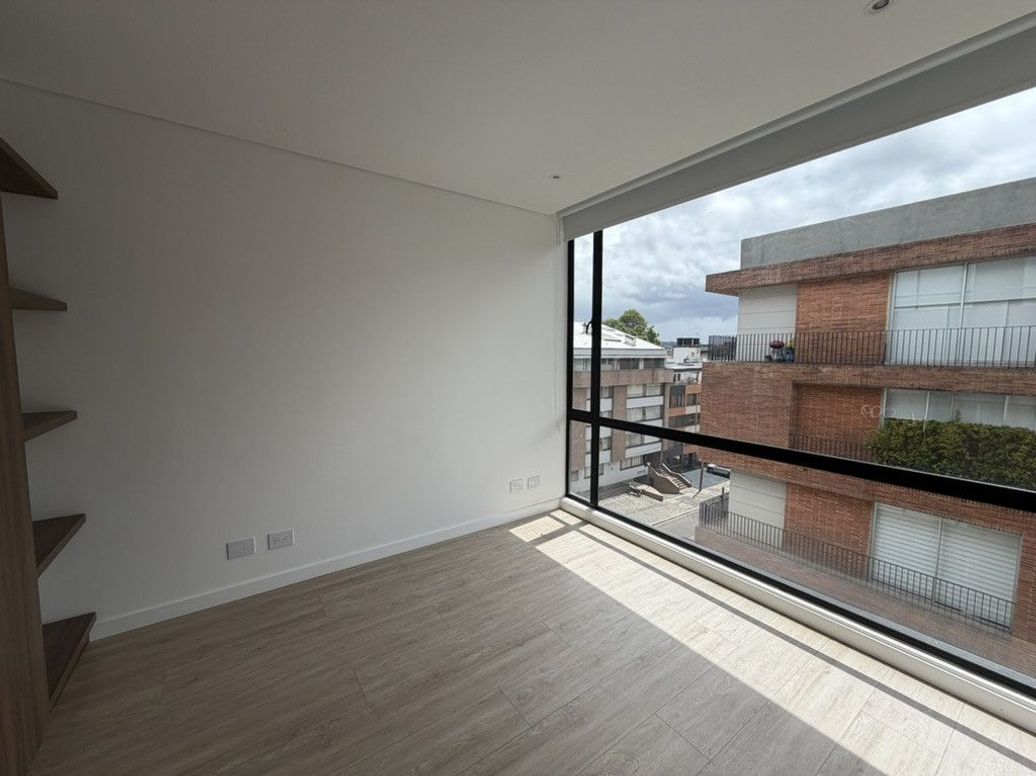 Apartamento de 2 alcobas en venta en San Patricio, Bogotá, 92 m² · foto 5 de 13