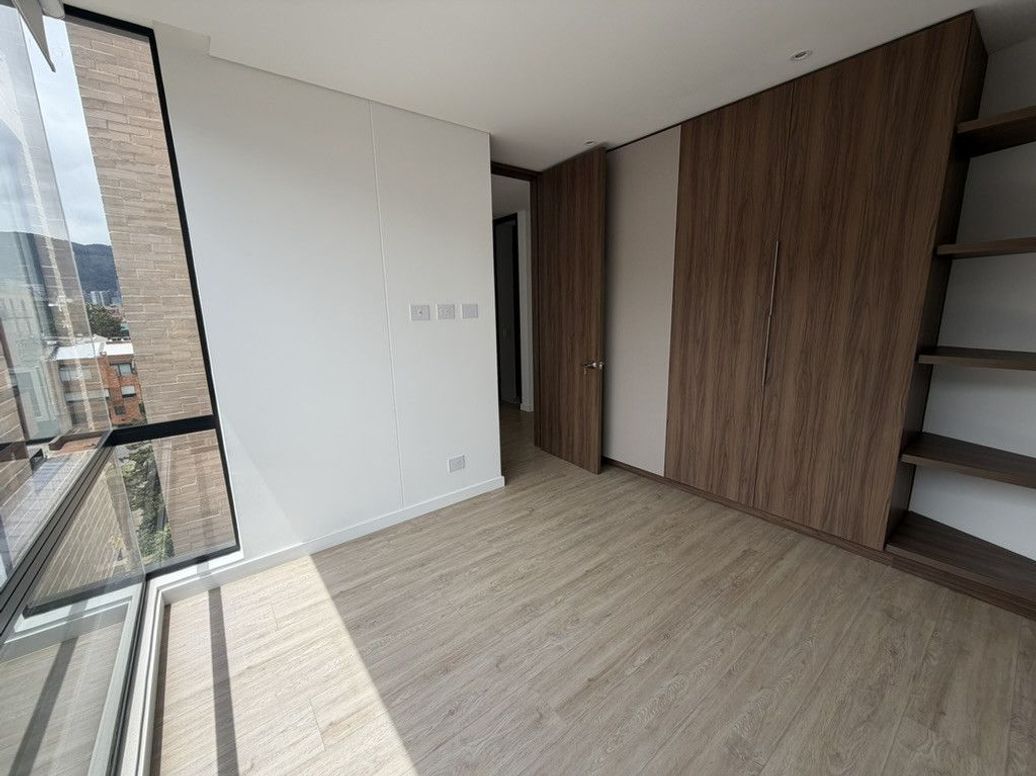 Apartamento de 2 alcobas en venta en San Patricio, Bogotá, 92 m² · foto 6 de 13