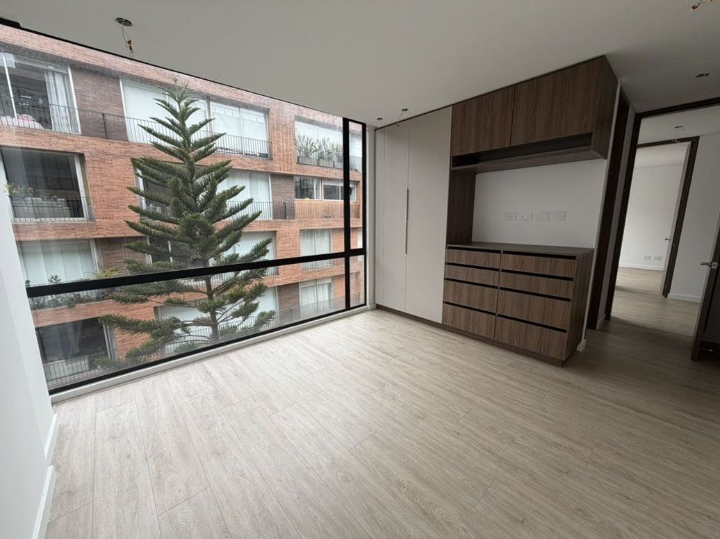 Apartamento de 2 alcobas en venta en San Patricio, Bogotá, 92 m² · foto 10 de 16