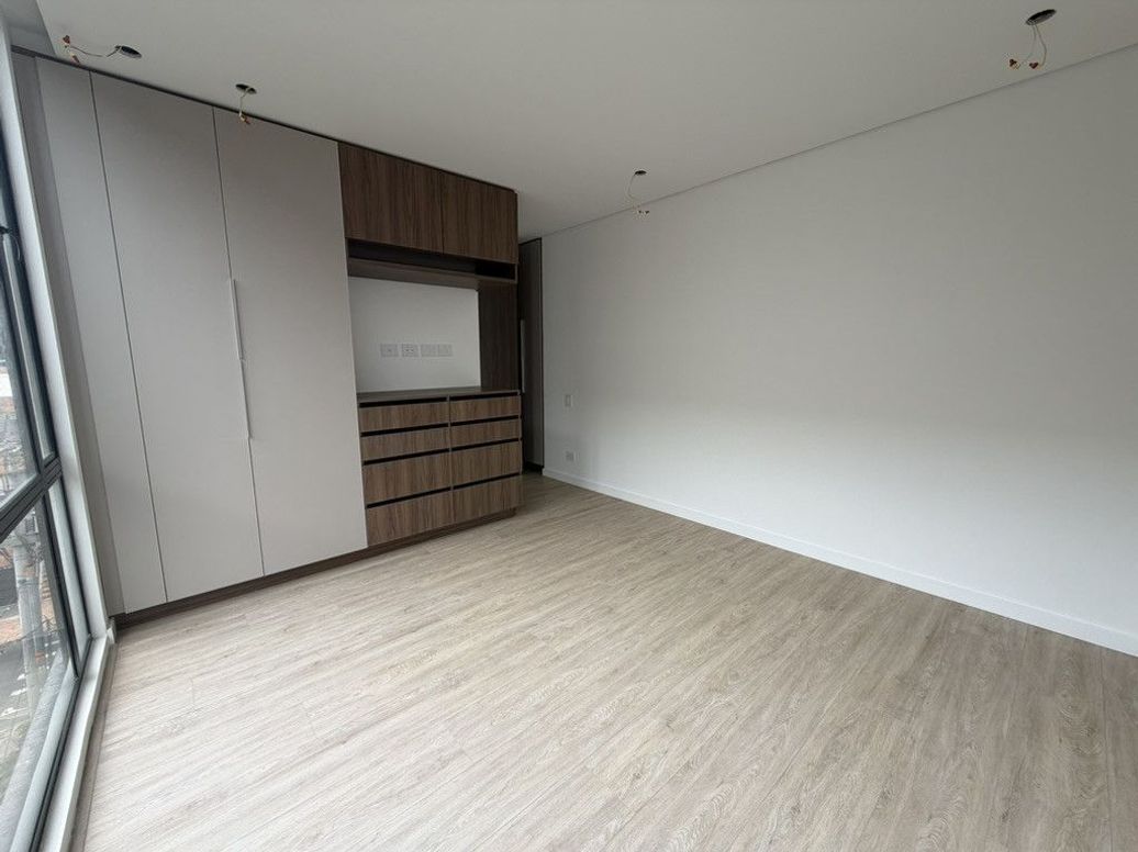 Apartamento de 2 alcobas en venta en San Patricio, Bogotá, 92 m² · foto 11 de 16