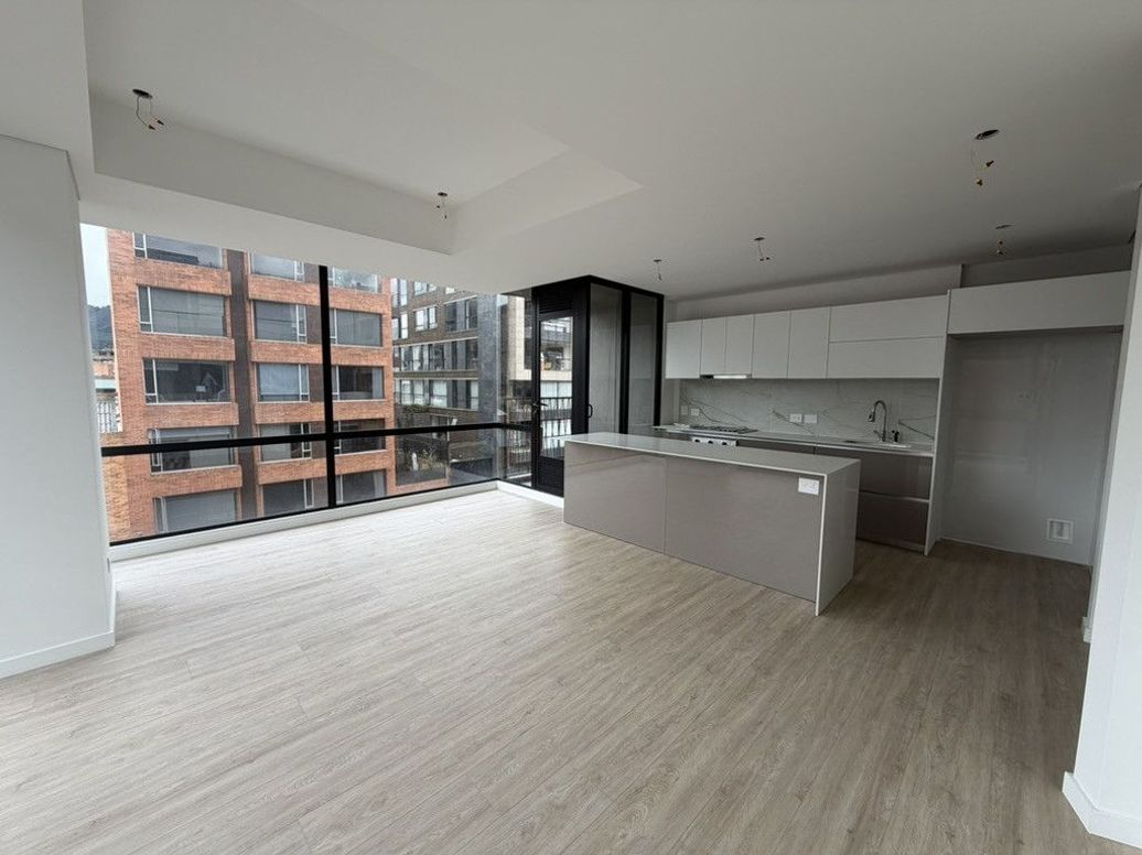 Apartamento de 2 alcobas en venta en San Patricio, Bogotá, 92 m² · foto 2 de 16