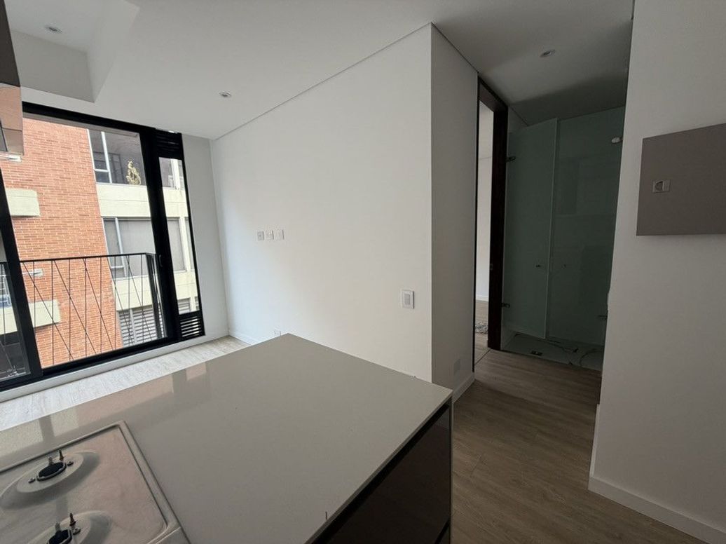 Apartamento de 1 alcoba en venta en San Patricio, Bogotá, 37 m² · foto 8 de 13