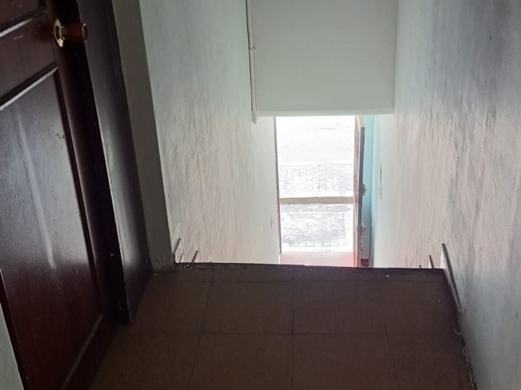 Casa de 8 alcobas en venta en El Refugio, Bogotá, 216 m² · foto 5 de 20