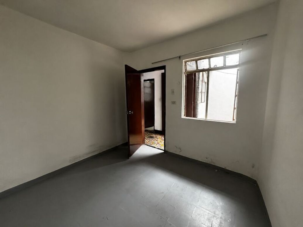 Casa de 7 alcobas en venta en La Granja, Bogotá, 284 m² · foto 15 de 18