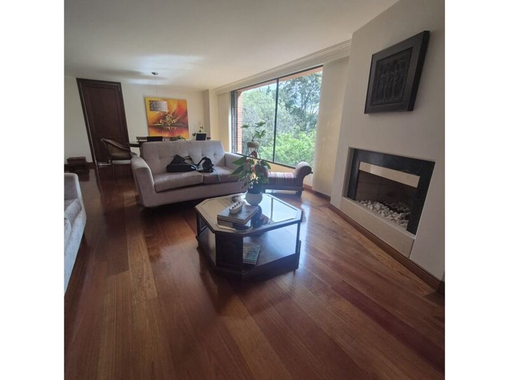 Apartamento de 3 alcobas en venta en Molinos Norte, Bogotá, 204 m² · foto 10 de 20