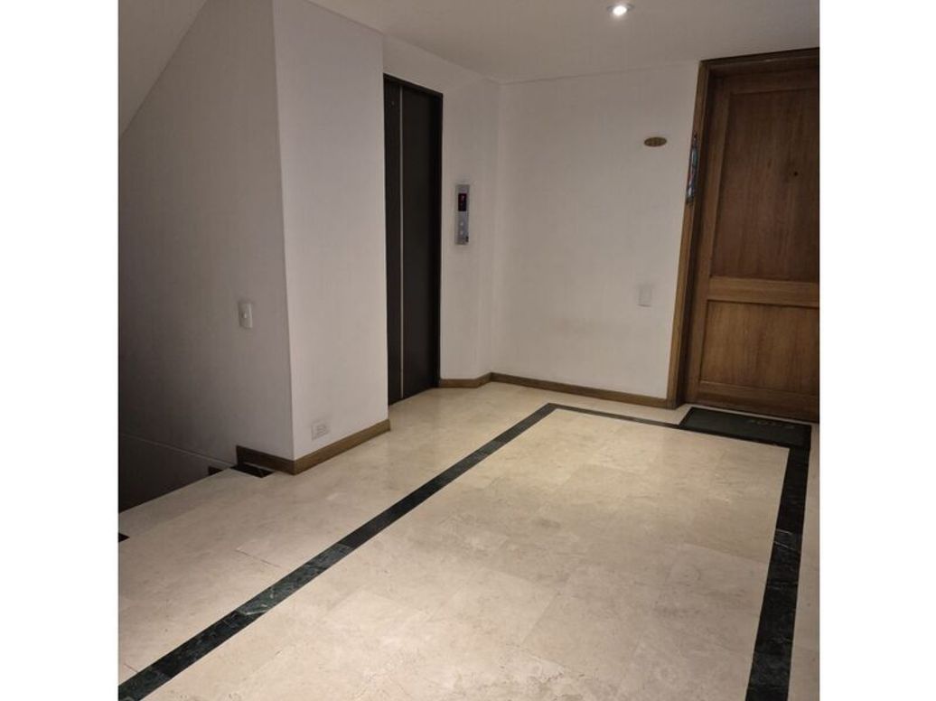 Apartamento de 3 alcobas en venta en Molinos Norte, Bogotá, 204 m² · foto 6 de 20