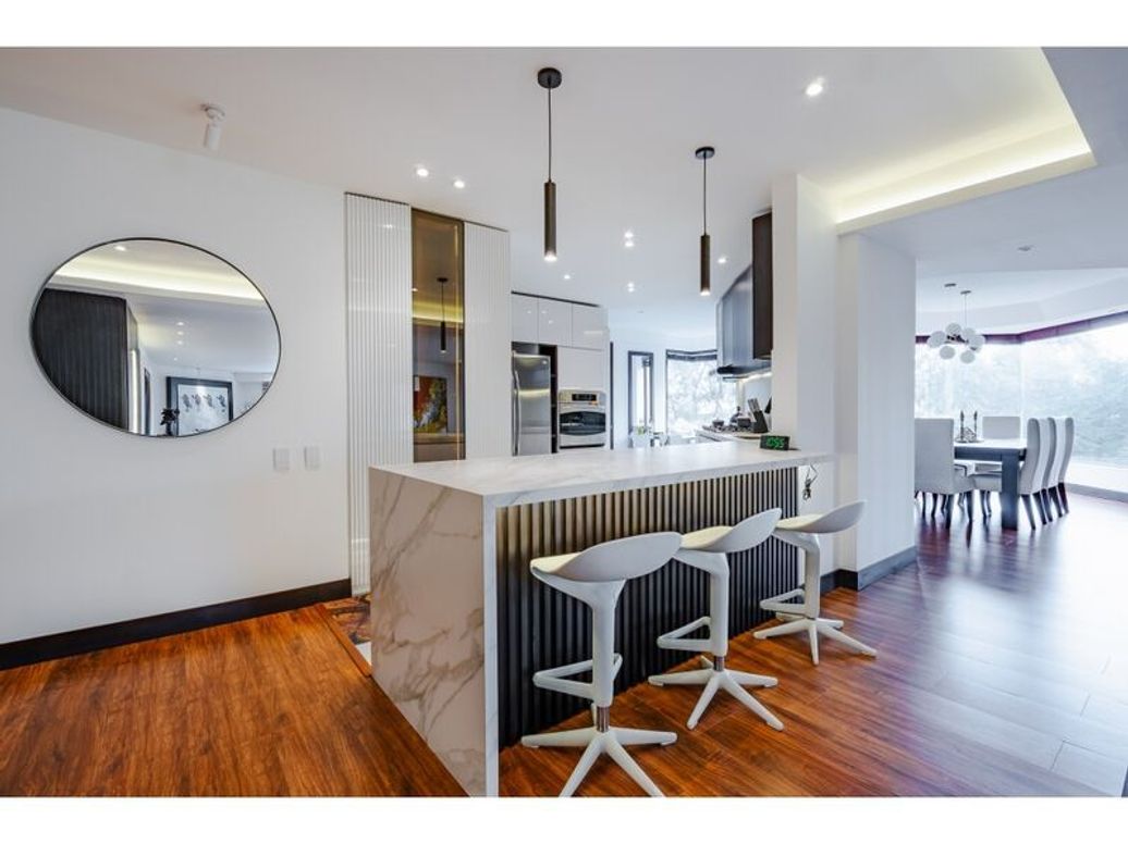 Apartamento de 3 alcobas en venta en Ub. Bosques De Medina, Bogotá, 270 m² · foto 4 de 12
