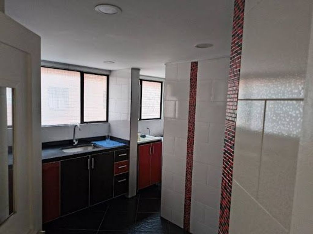 Apartamento de 3 alcobas en venta en La Esperanza Norte, Bogotá, 94 m² · foto 12 de 19