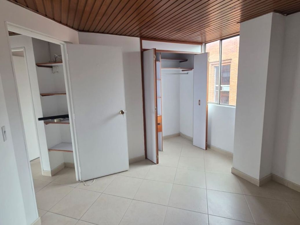 Apartamento de 3 alcobas en venta en Mirandela, Bogotá, 90 m² · foto 16 de 20