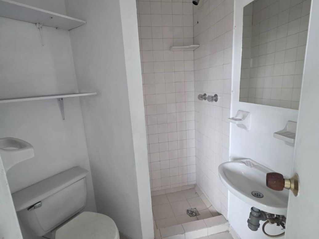 Apartamento de 3 alcobas en venta en Mirandela, Bogotá, 90 m² · foto 19 de 20