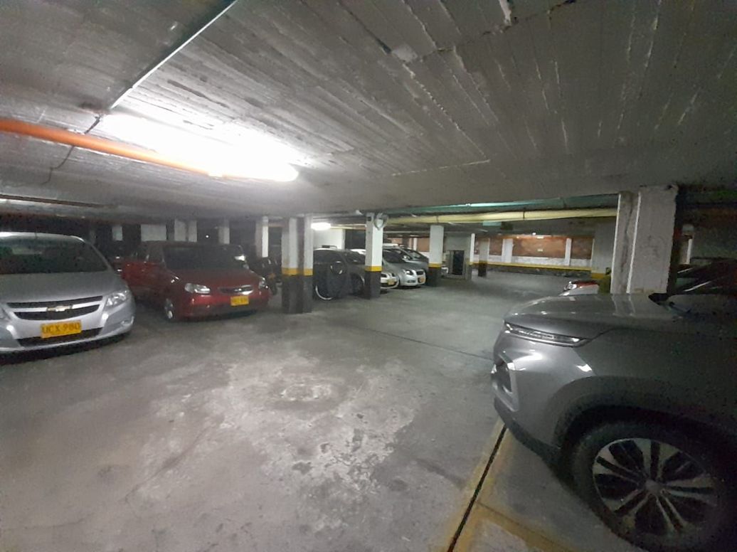 Apartamento de 3 alcobas en venta en San Cipriano, Bogotá, 59 m² · foto 14 de 20