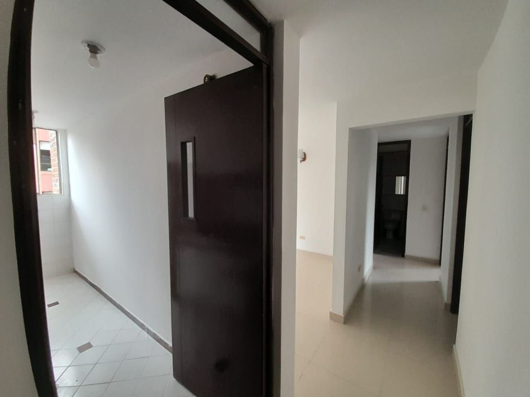 Apartamento de 3 alcobas en venta en San Cipriano, Bogotá, 59 m² · foto 10 de 20