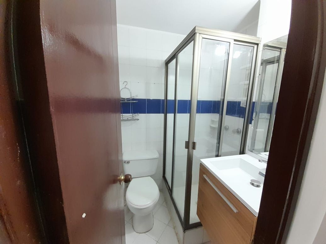 Apartamento de 3 alcobas en venta en San Cipriano, Bogotá, 59 m² · foto 9 de 20