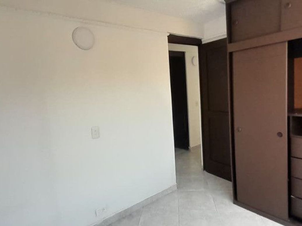 Apartamento de 3 alcobas en venta en Los Cristales, Bogotá, 40 m² · foto 13 de 15