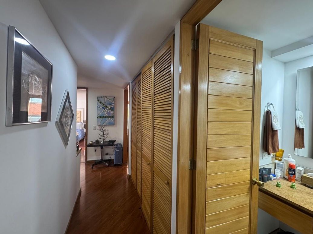 Apartamento de 3 alcobas en arriendo en El Nogal, Bogotá, 138 m² · foto 11 de 20